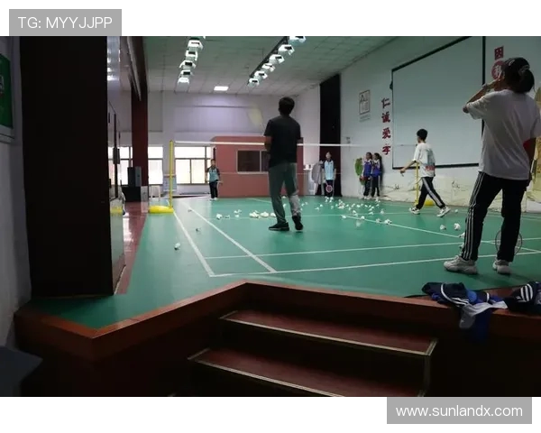 江苏海安博文高中足球队出征全国总决赛 青春风暴剑指冠军(2)