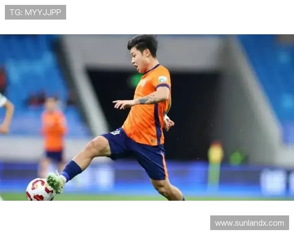 海牛中场核心萨里奇伤愈归队 恢复合练剑指保级关键战